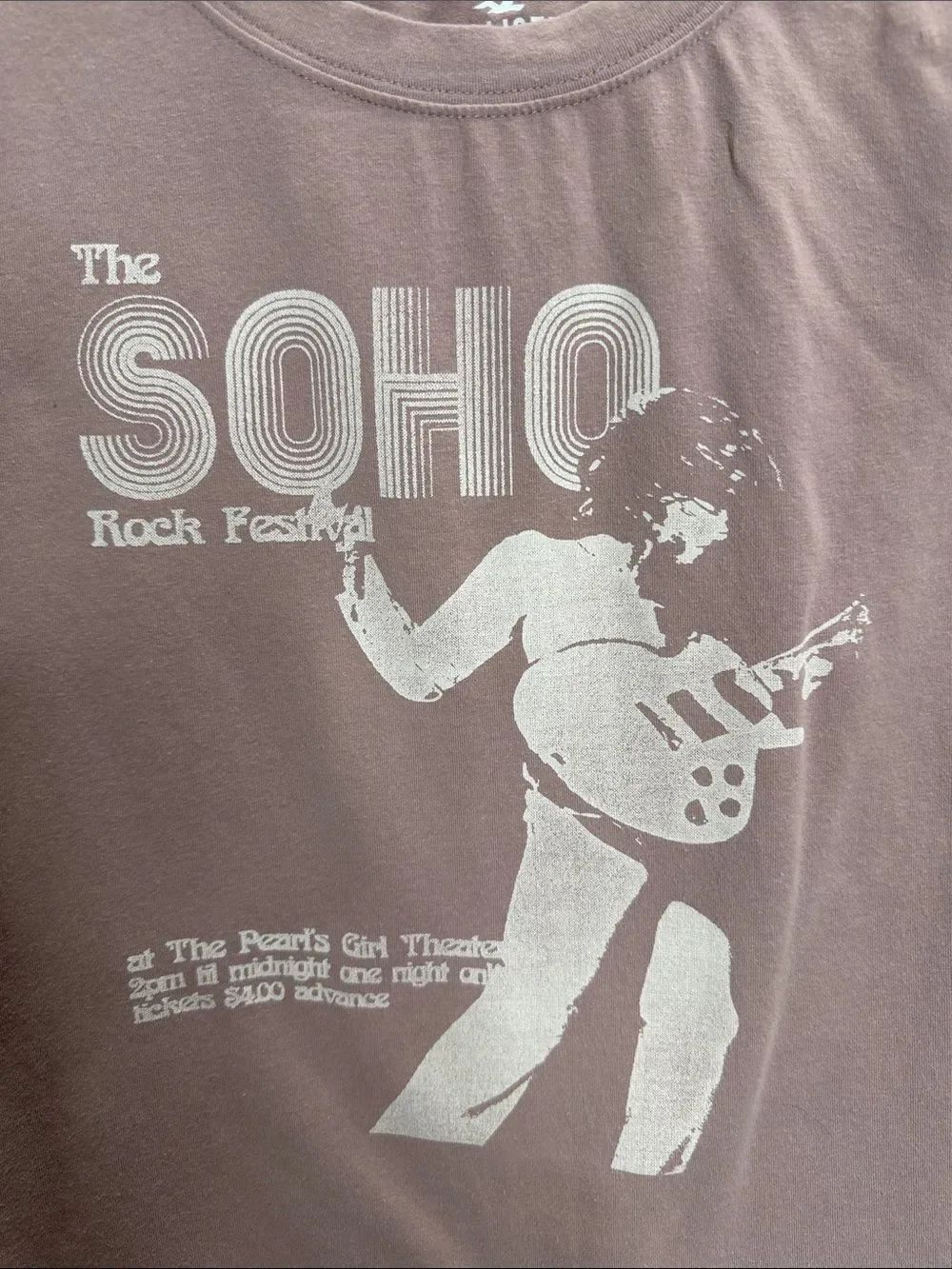 Hollister Mauve Graphic SOHO Rock Festival Tee - Picture 4 of 4